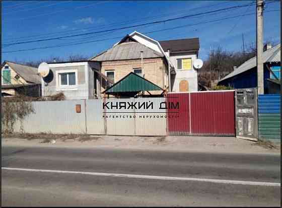 Продажа дома в Лесниках можно 220 м2 можно половину 77 м2 СРОЧНО № 228868 