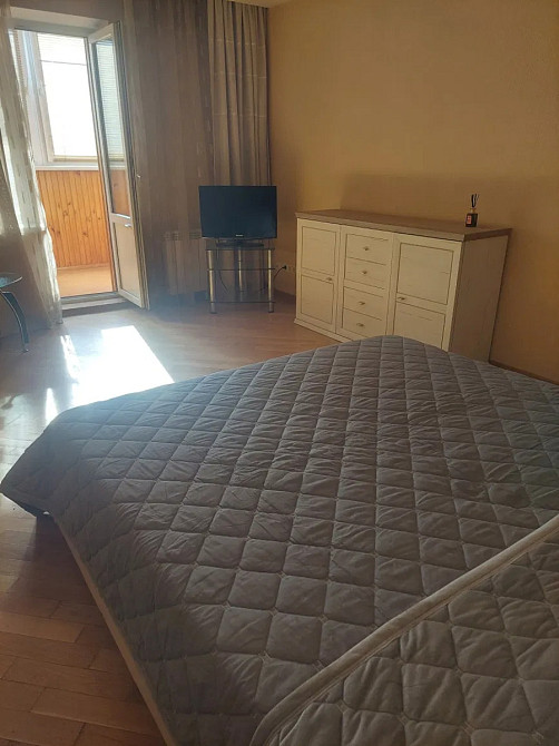 Оренда Квартира 1-кімнатна, 17/19 поверх на вул. Драгоманова, 1Г Київ - фото 1