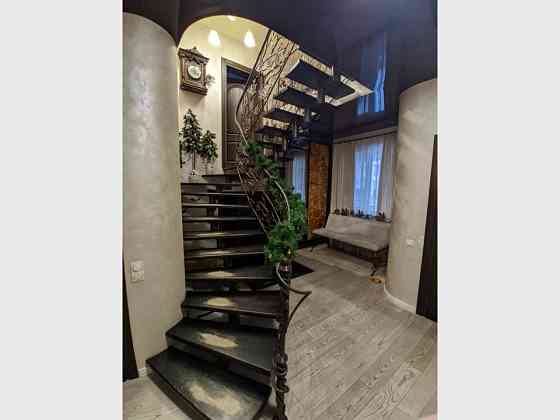 Продаж 2-поверховий Будинок  364 кв.м 6 кімн. на вул. Шевченка, Свидівок