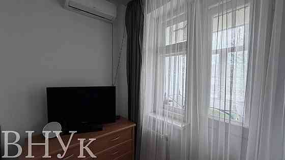 Продаж Квартира 2-кімнатна, 1/5 поверх на Котляревського Ужгород