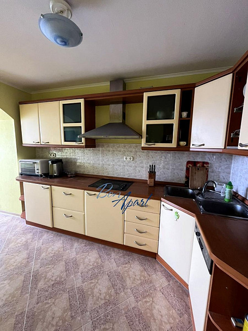 Продаж Квартира 3-кімнатна, 10/20 поверх на Володимира Івасюка вул., д. 20-А Київ - фото 1