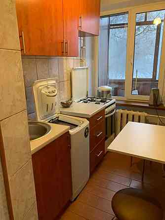 Оренда Квартира 1-кімнатна, 4/9 поверх на вул. Миколи Голего, 28А Киев