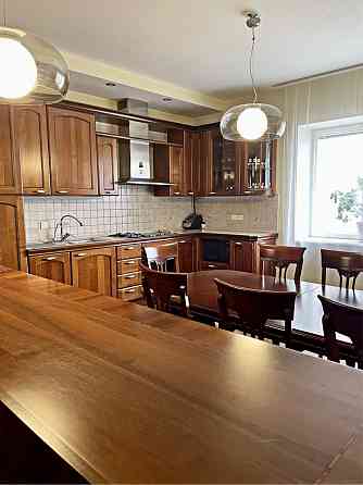 Продаж Квартира 4-кімнатна, 5/7 поверх на Успенська вул., 2 Odessa