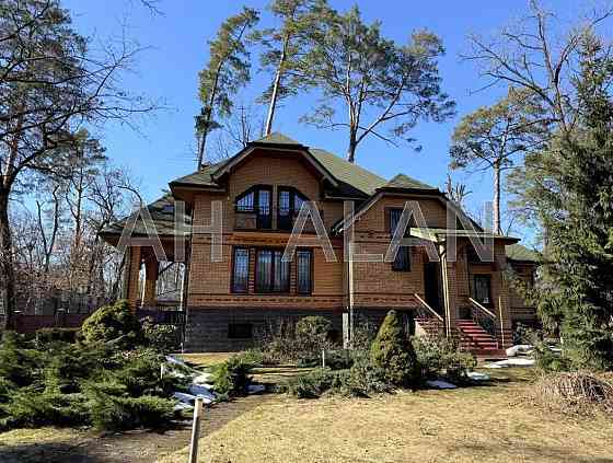 Оренда Будинок 4-кімнатний на Кленова вул., 55 Vorzel