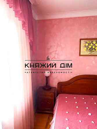 Оренда Квартира 3-кімнатна, 11/16 поверх на Анны Ахматовой ул. Київ