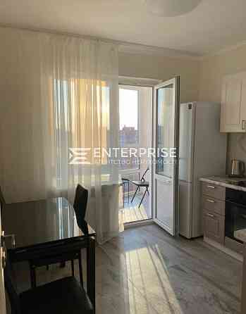 Оренда 1к Квартира 37 кв.м Софії Русової вул. Kiev