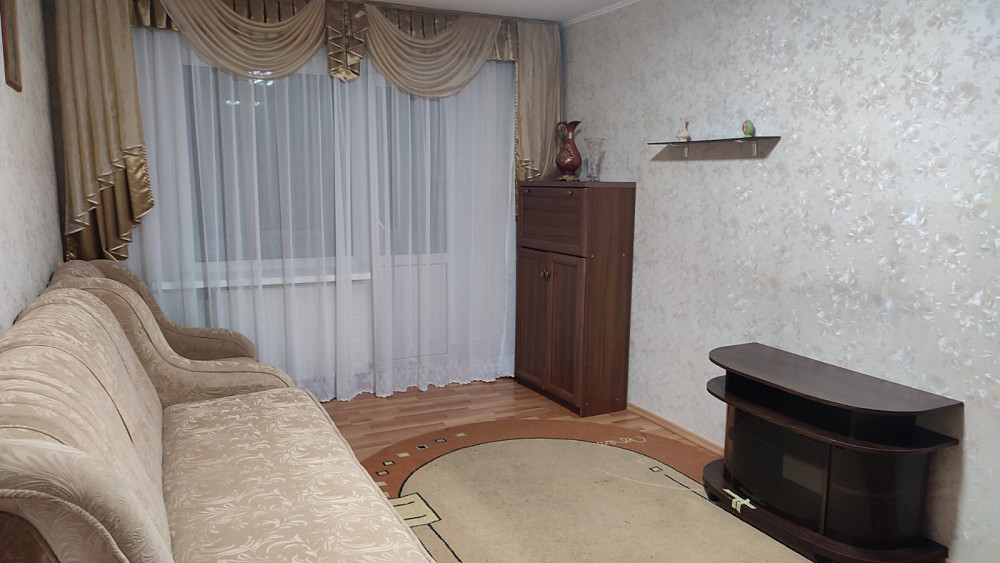 Оренда Квартира 3-кімнатна, 2/5 поверх на вул. Коновальця Івано-Франківськ - фото 1