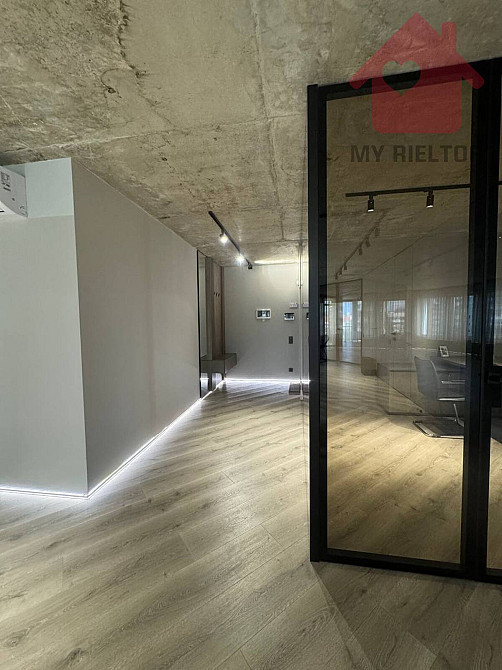 Продаж трикімнатної квартири в центрі міста пл.Богдана Хмельницького. Uzhhorod - photo 12