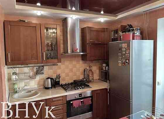 Продаж Квартира 3-кімнатна, 5/5 поверх на Соборності Luts'k