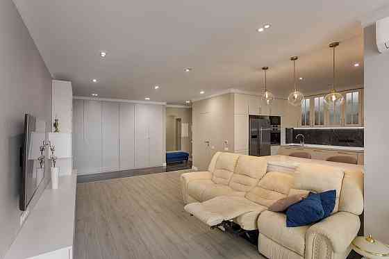 Продаж Квартира 3-кімнатна, 9/25 поверх на Герцена вул., д. 35 Киев