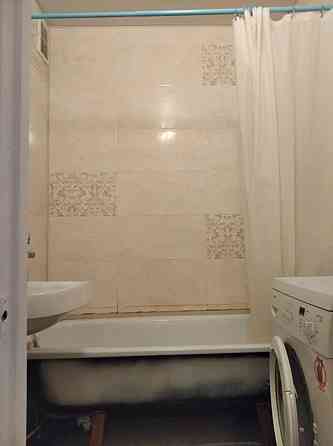 Оренда Квартира 1-кімнатна, 2/16 поверх на Урлівська, 16 Kiev