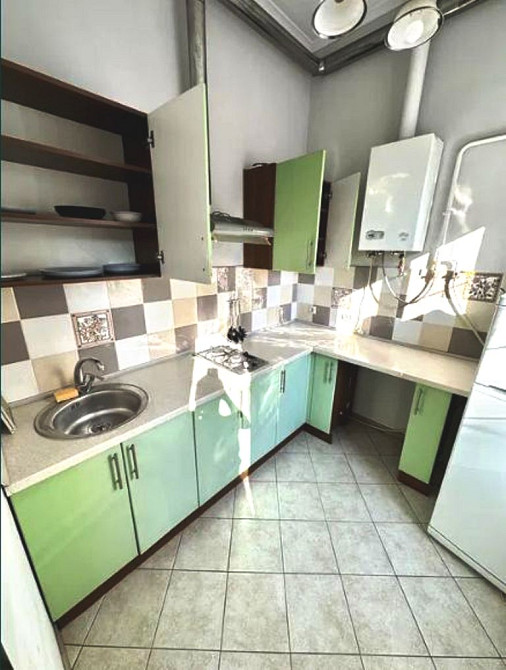 Прекрасная квартира в центре Одессы возле легендарной Потемкинской лестницы Одеса - фото 1