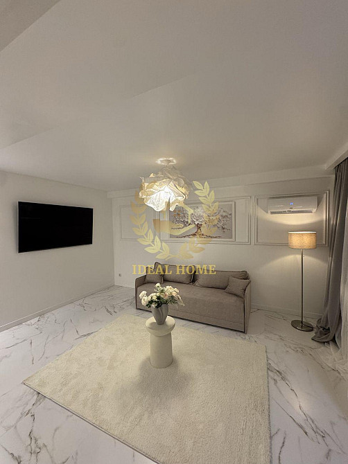 Продається однокімнатна квартира в центрі києва, метро вокзальна Київ - фото 1