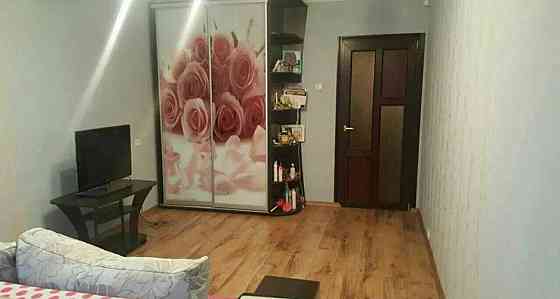 Продаж Квартира 2-кімнатна на ул. Героев обороны Одессы (ул. Героев Сталинграда), 96 Одесса