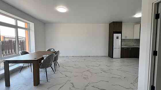 Оренда Будинок 2-кімнатний на вул. Гайдамацька Запитів