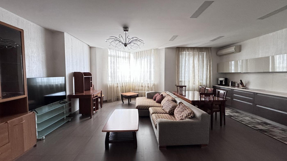 Оренда Квартира, 7/21 поверх на вул. Бульварно-Кудрявська Kiev - photo 1