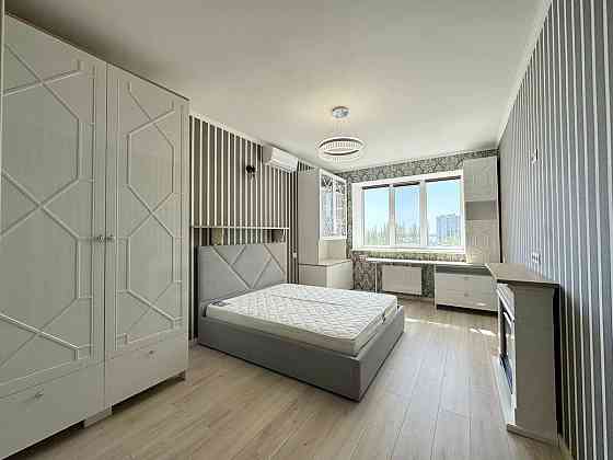 Оренда Квартира 1-кімнатна, 7/11 поверх на Харківське шосе, 190 Киев