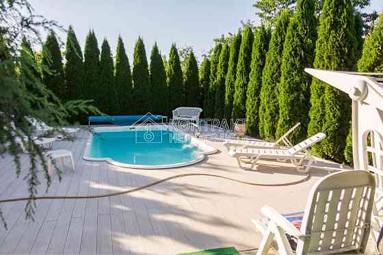 Продаж Будинок 6-кімнатний на вул. Високовольтна Харьков