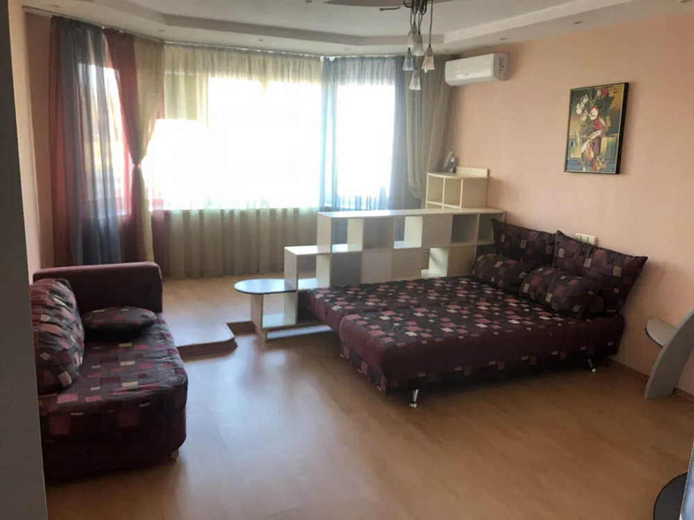 Оренда Квартира 1-кімнатна, 13/17 поверх на вул. Сімї Прахових, 27 Киев - изображение 2