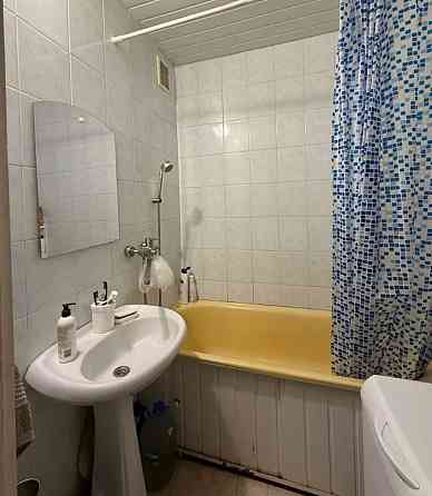 Продаж Квартира 3-кімнатна, 8/10 поверх на Мира пр., 13 Dnipro