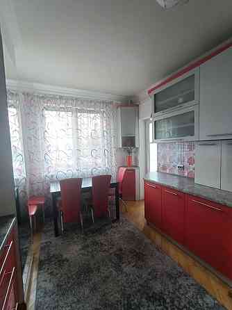 Продаж Квартира 3-кімнатна, 1/10 поверх на вул. Лінкольна Авраама Львов