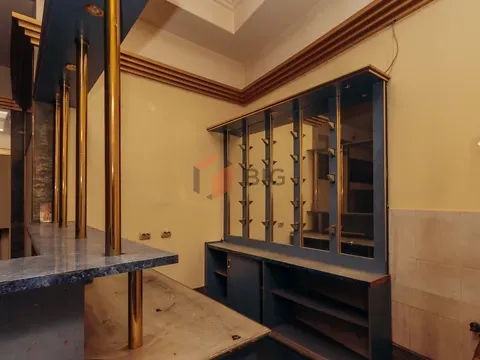 Здається    Чернівці Вокзальна (Гагаріна Юрія) вулиця Чернівці - фото 2