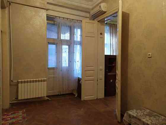 Трехкомнатная квартира в историческом центре недорого. Одесса