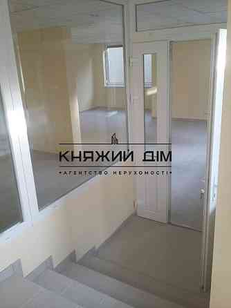 Продаж офісне приміщення на Феодосийская ул. поверх - 1/2 Київ