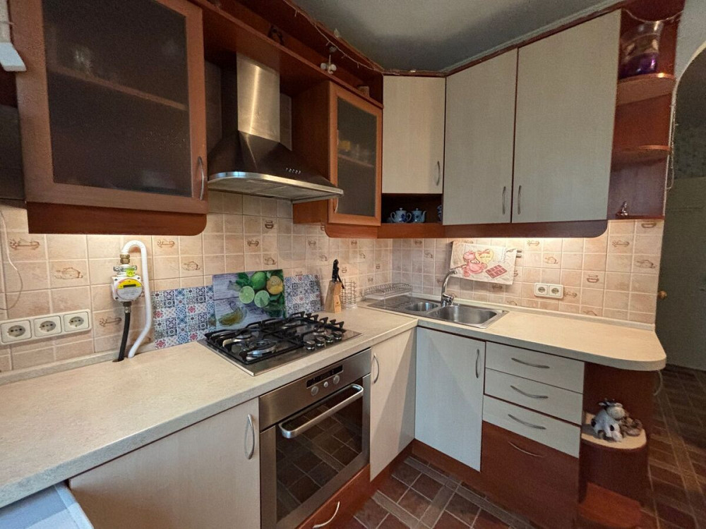 Оренда Квартира 2-кімнатна, 9/9 поверх на Європейського Союзу проспект, 33 Kiev - photo 1