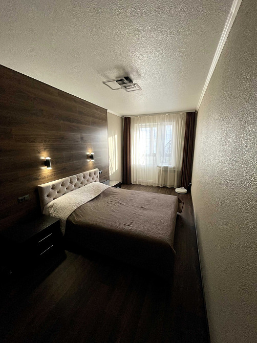 Продаж Квартира 3-кімнатна, 8/9 поверх на Володимира Івасюка вул., д. 9 Київ - фото 4