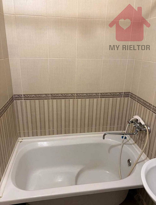 Продаж Квартира 1-кімнатна, 4/9 поверх на Заньковецької Ужгород - изображение 9