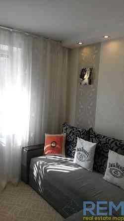 Трехкомнатная квартира с ремонтом в центре Таирова Одеса