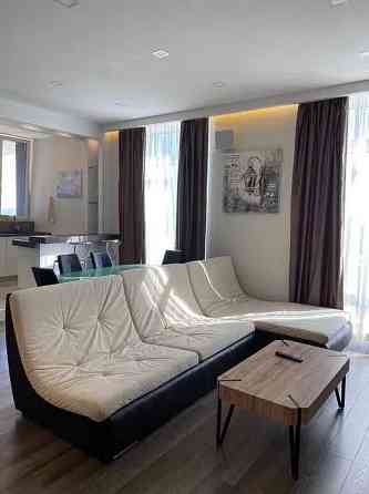 Оренда Квартира 2-кімнатна, 11/20 поверх на ул. Предславинская Киев