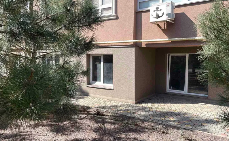 Продам квартиру в ЖК "Якоря" на цокольном этаже (ул.Бочарова) Lisky (Kominternivskyi raion) - photo 1