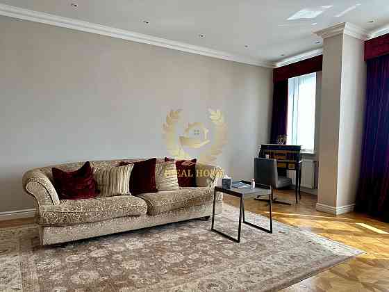 Продаж видової квартири бульвар Лесі Українки Київ