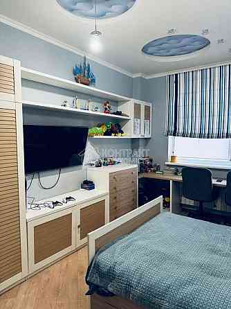 Продаж Квартира 3-кімнатна, 6/6 поверх на вул. Новоолександрівська Kharkiv