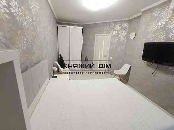 Оренда Квартира 1-кімнатна, 14/27 поверх на Светлая ул. Киев