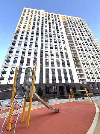 Продаж Квартира 2-кімнатна, 19/26 поверх на вул. Князя Романа Мстиславича Kiev