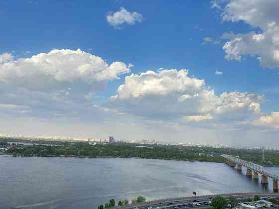 Продаж Квартира 1-кімнатна, 21/25 поверх на просп. Степана Бандери вул., д. 32д Kiev