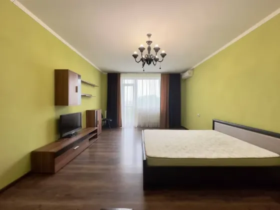 Продаж 2к Квартира 68.5 кв.м Коновальця Івано-Франківськ