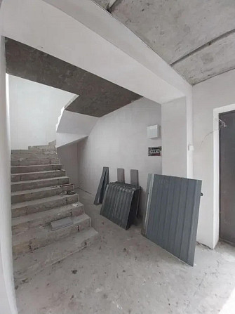 Продаж 2-поверховий  з ділянкою 23 сот 160 кв.м 7+ кімн.  Pisochna - photo 9