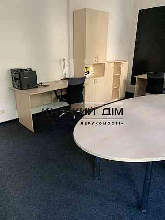 Продаж офісне приміщення на Институтская ул. поверх - 2/5 Киев