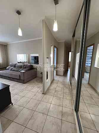 Продаж Квартира 3-кімнатна, 8/9 поверх на вул. Бучми Kharkiv