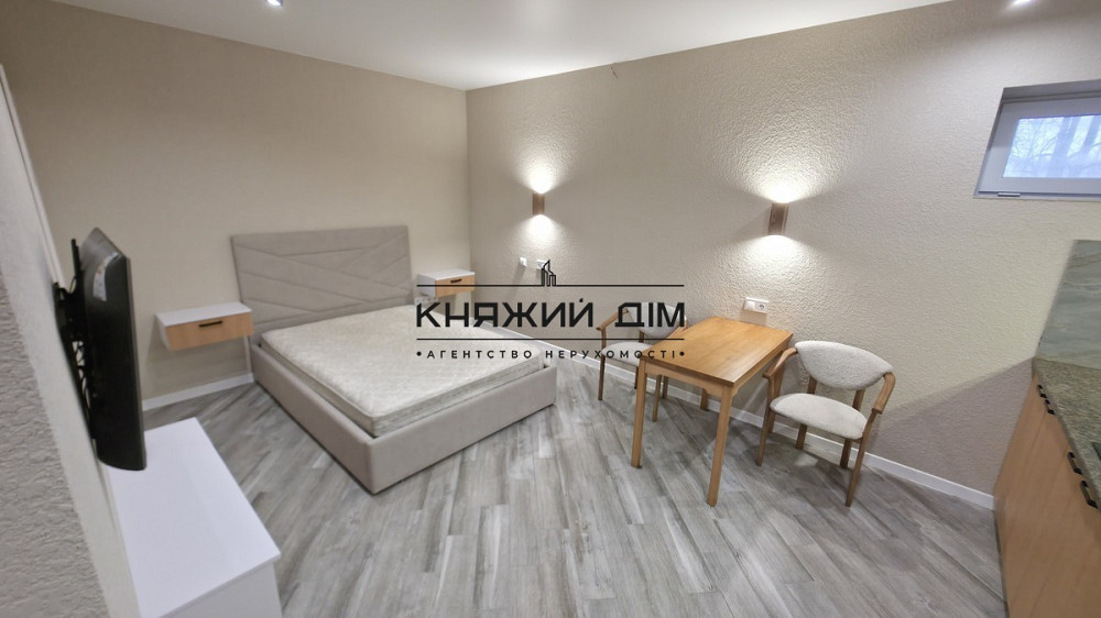 Оренда Квартира 1-кімнатна, 1/5 поверх на Тираспольская ул. Київ - фото 1