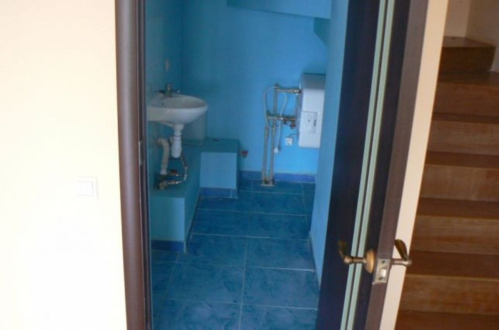 Продаж 3-поверховий Будинок з ділянкою 2 сот 160 кв.м   Бориспіль - фото 4