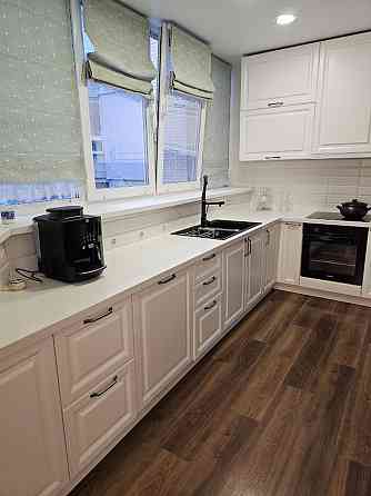 Продаж Квартира 3-кімнатна, 3/10 поверх на Старокозацкая, 38 Дніпро