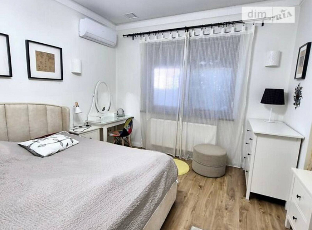 Продаж сучасного будинку в центрі міста! Uzhhorod - photo 8