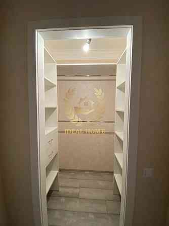 Продається 2 к квартира з хорошим ремонтом Лісовий масив Київ