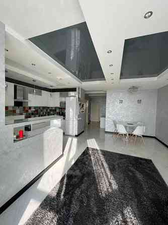 Оренда Квартира 2-кімнатна, 24/27 поверх Киев