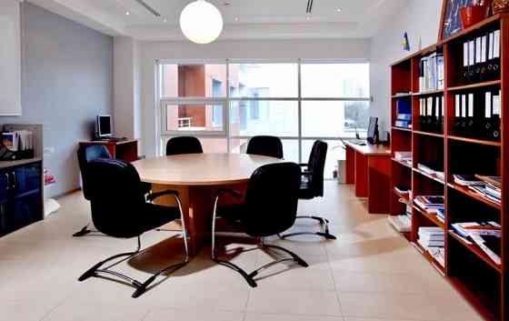 Оренда офісне приміщення на Французский б-р, 54/23 поверх - 3/3 Odessa